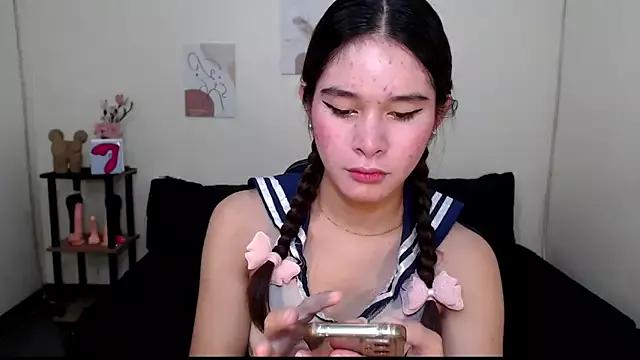 sassymimi69 from StripChat