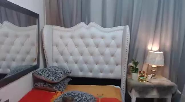 SassyRebecca from StripChat