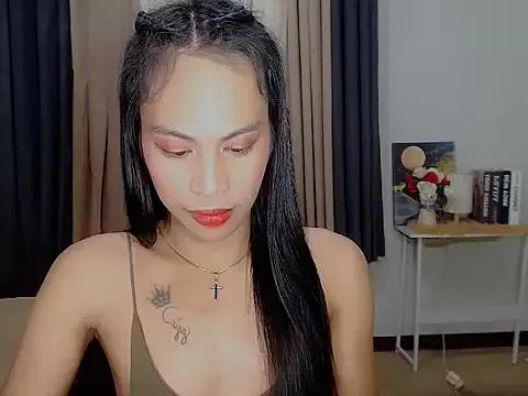 Savanna_White from StripChat