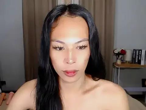 Savanna_White from StripChat is Freechat