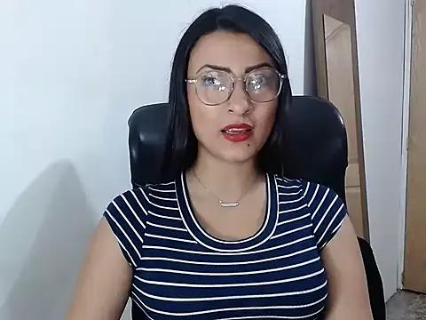 SavannaEvans001 from StripChat