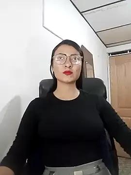 SavannaEvans001 from StripChat