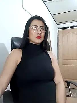 SavannaEvans001 from StripChat