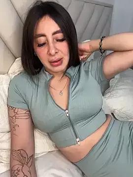 Savannah_Monroe from StripChat