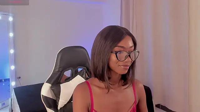 SavannahWildee from StripChat