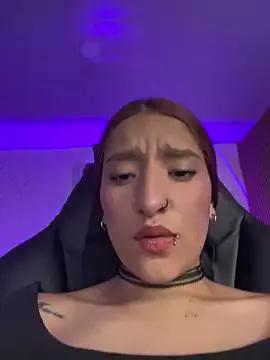 Scaarlettfox from StripChat