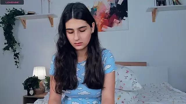 ScarletDivaa from StripChat is Freechat