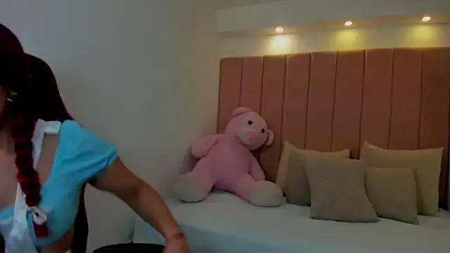 scarlett_flamee from StripChat is Freechat