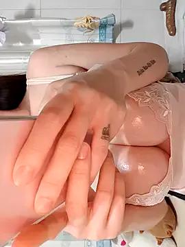 Scarlett_Lana from StripChat is Freechat