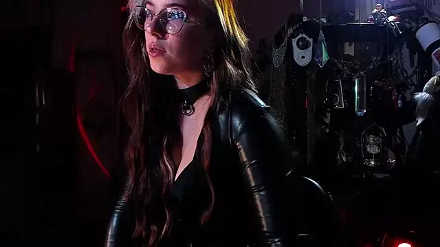 Scarlett_Wanner from StripChat is Freechat