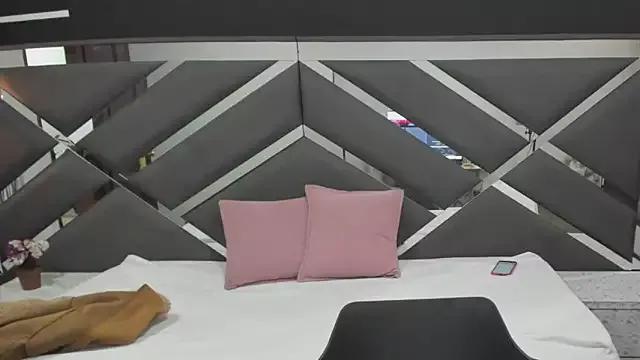 ScarlettParker from StripChat is Freechat