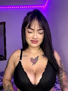 ScarletVyxen webcams show profile image 