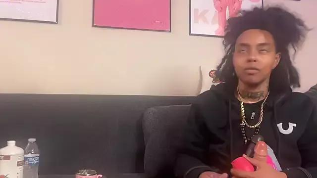 seductivefreak7 from StripChat is Freechat