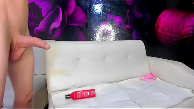 Dirty chat webcam: explore liveshows with versed models, from laying bare to fetishes, in a variety of sexy free adult webcams.
