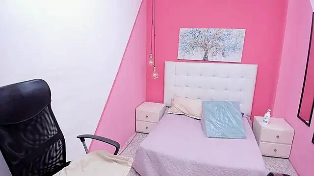 Dirty chat webcam: explore liveshows with versed models, from laying bare to fetishes, in a variety of sexy free adult webcams.