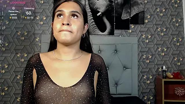 Selena_fox7 from StripChat