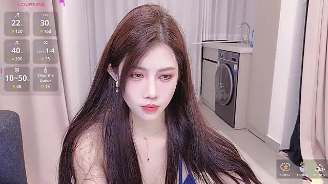 Selenaaaaa- from StripChat