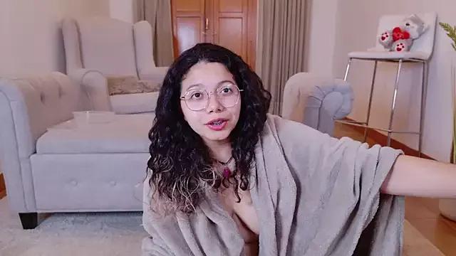 SelenaBlumX from StripChat