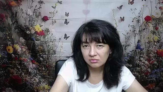 SelenaFly from StripChat