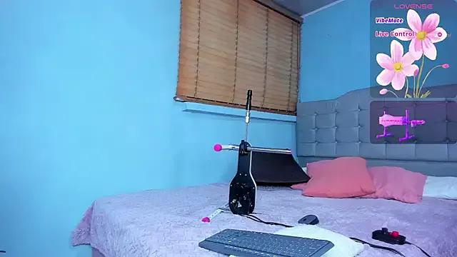 Selenakyle92_ from StripChat