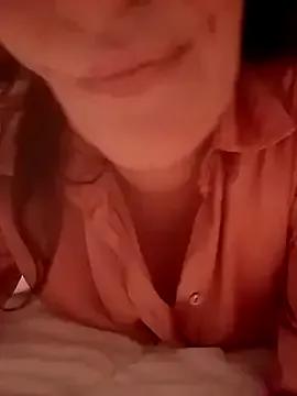 SelenaPromes from StripChat