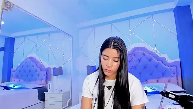 SelenaStonne from StripChat
