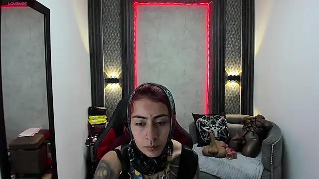 selene_red_ from StripChat