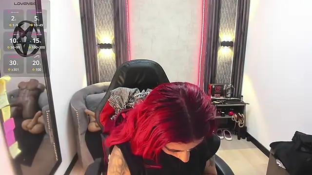 selene_red_ from StripChat