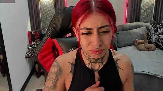 selene_red_ from StripChat