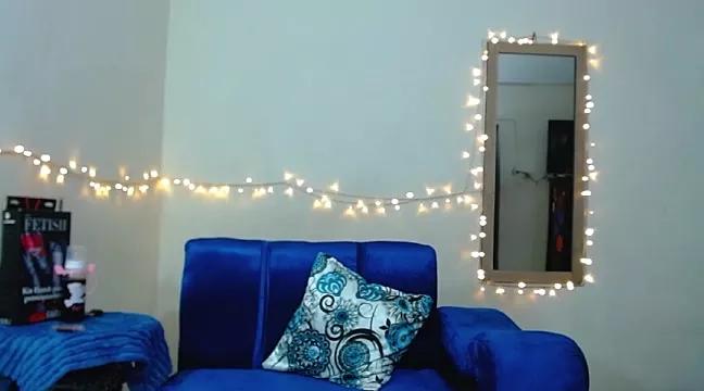 Selenne_Jones from StripChat