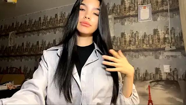 Selira_bloom from StripChat is Freechat