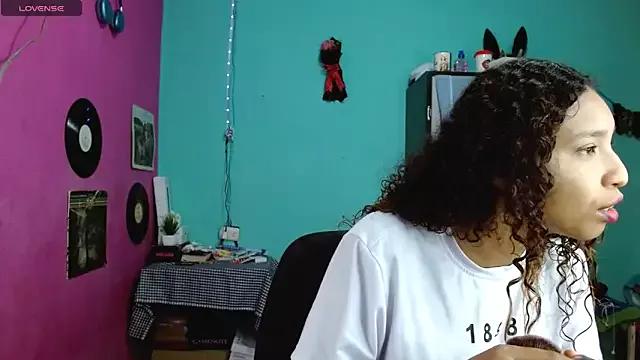 sensitive_brunette from StripChat