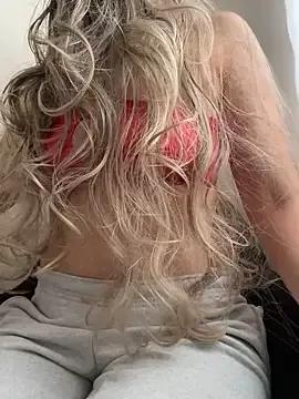 sensual_scottish_isla from StripChat
