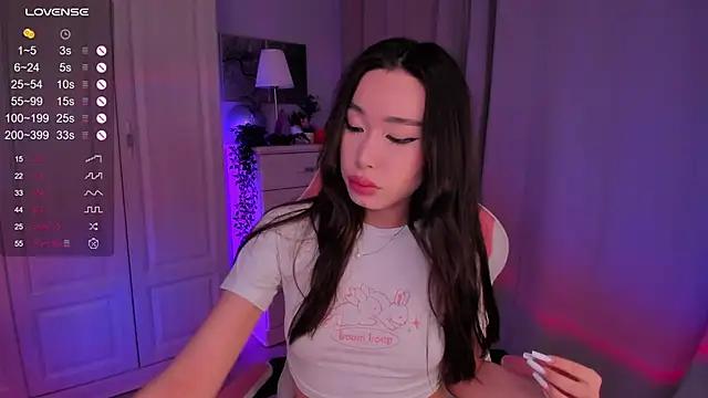 sensualily from StripChat