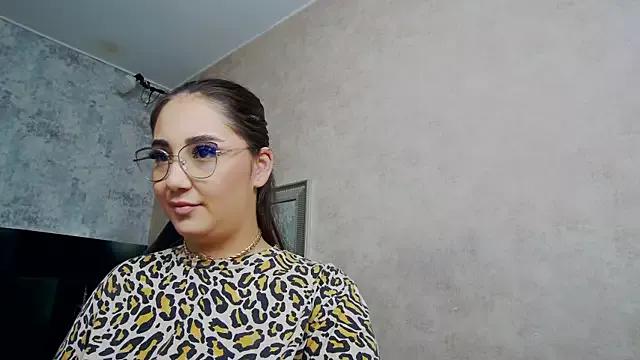 SerenaRimes from StripChat