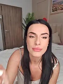 SereneRhodes from StripChat
