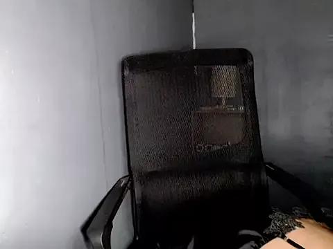 sexfuckingdealer from StripChat is Freechat