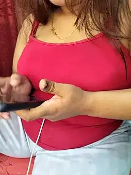 SexxyDina from StripChat is Freechat
