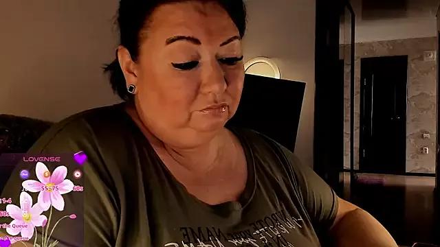 SexxyDreams1 from StripChat