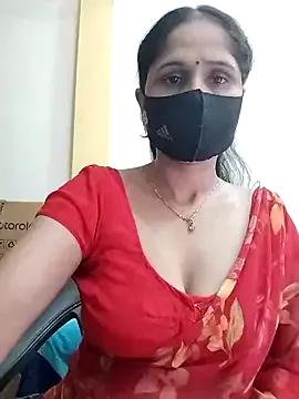sexxyradha from StripChat