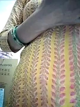 sexxyradha from StripChat