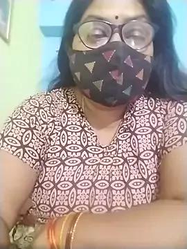sexxyrenukaa from StripChat