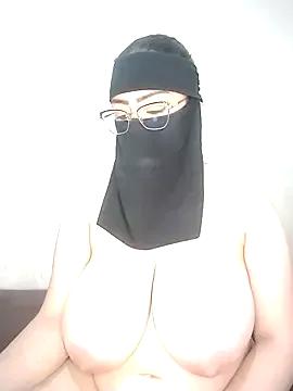 Sexy__Arab from StripChat is Freechat