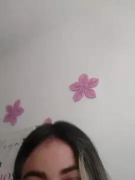 sexy_aurora_ourdoors from StripChat is Freechat