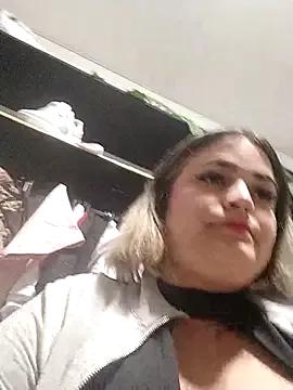 sexy_aurora_ourdoors from StripChat is Freechat