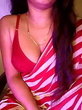 SexyAndHottie from StripChat is Freechat