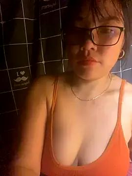 sexybaby_00 from StripChat is Freechat