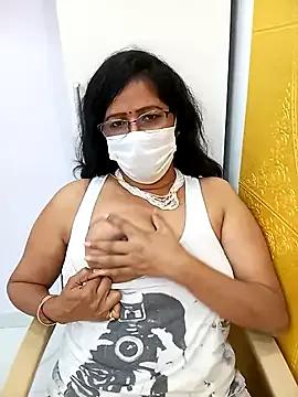 sexydollbomb from StripChat is Freechat