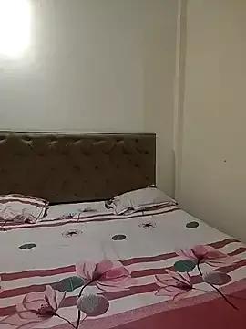 SexyMeera69 from StripChat is Freechat