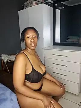 sexyMirandow-123 from StripChat is Freechat